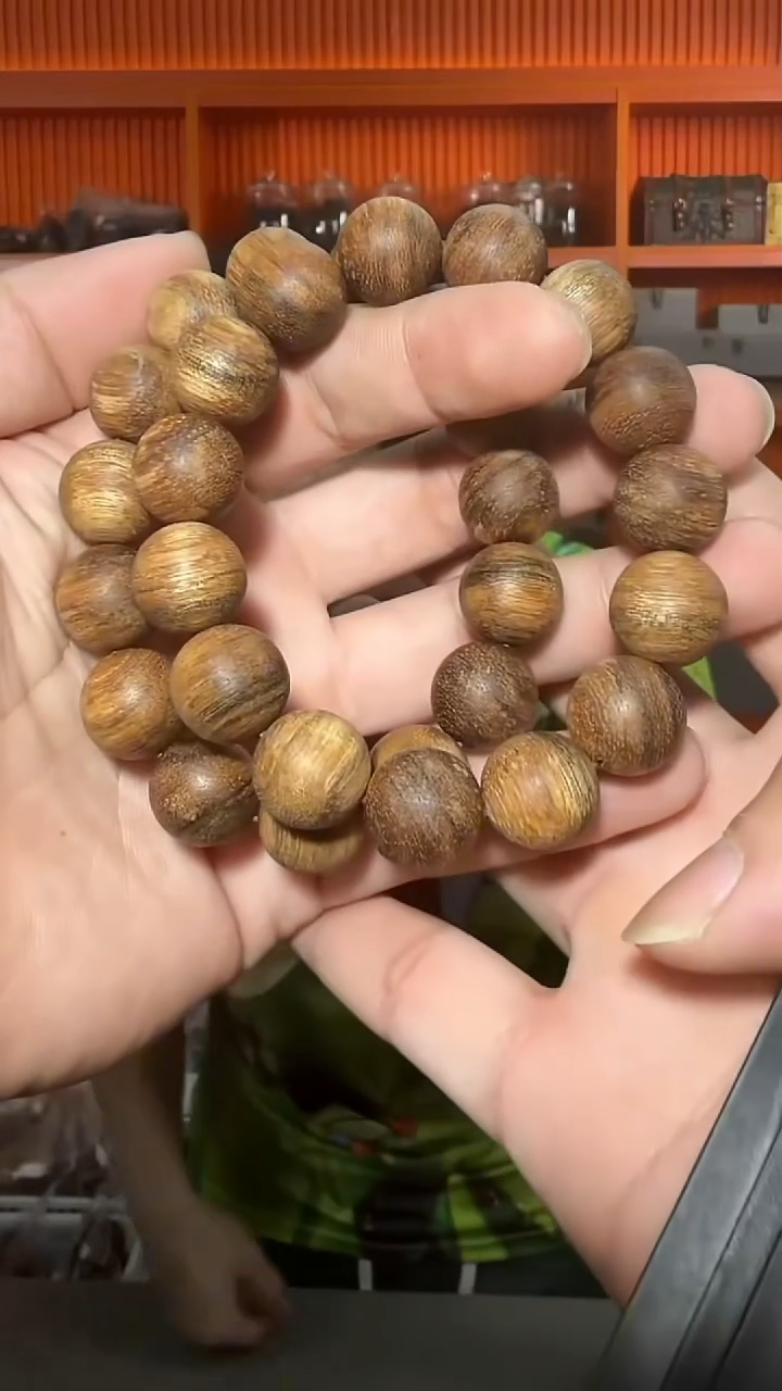 沉香手串69号单圈虎斑25g+1.5多样性发一