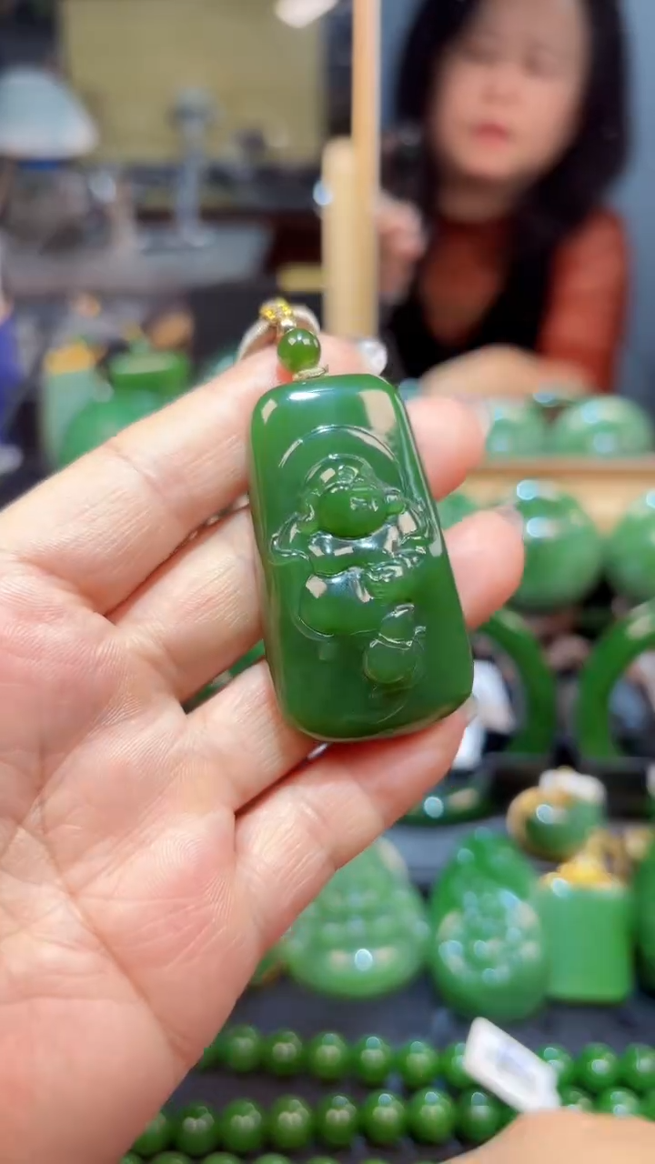 【闪购商品】和田玉（碧玉）颈饰未镶嵌1