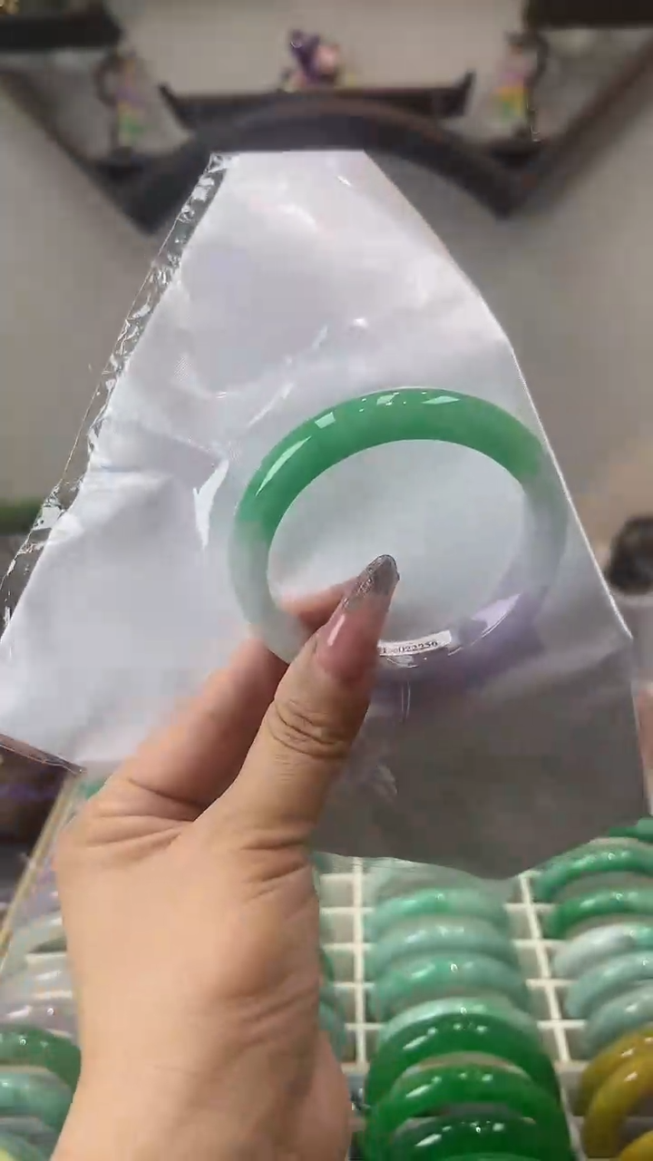 【闪购商品】砖雕a27 圈口59 独货手镯