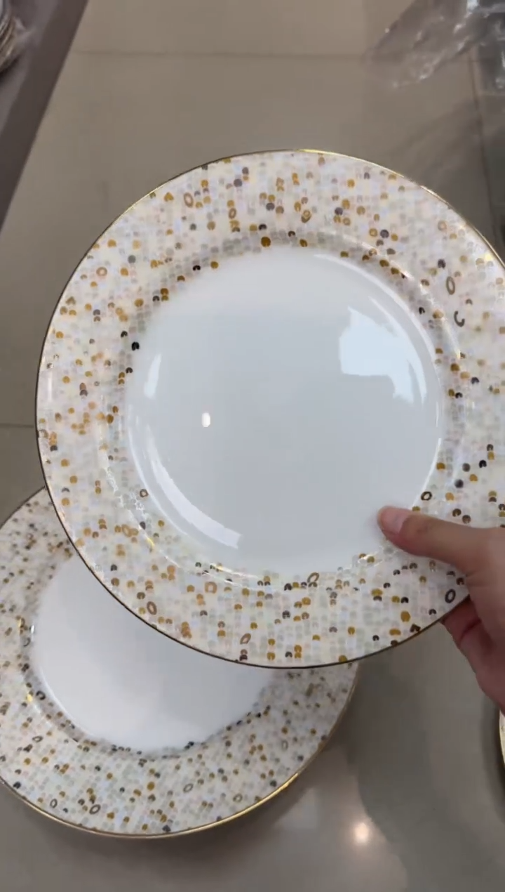 【闪购商品】瓷片9英寸平盘两个  福利微瑕  