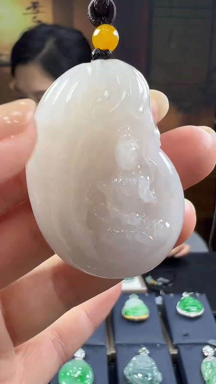 未镶嵌挂件翡翠观音