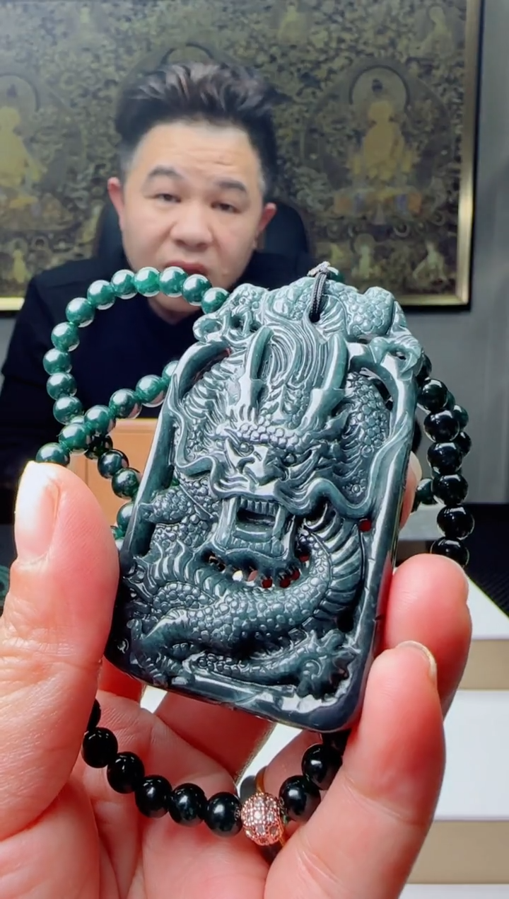 【闪购商品】翡翠颈饰未镶嵌多样性随机发其一