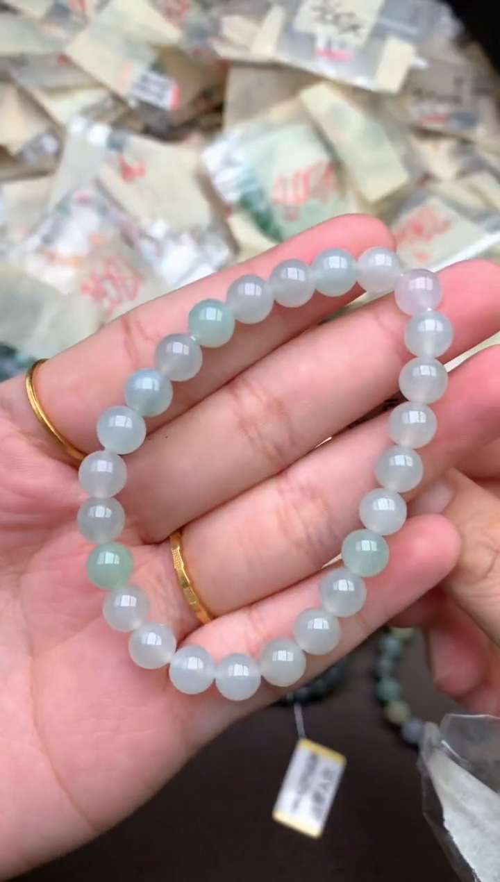 未镶嵌挂件翡翠— 
