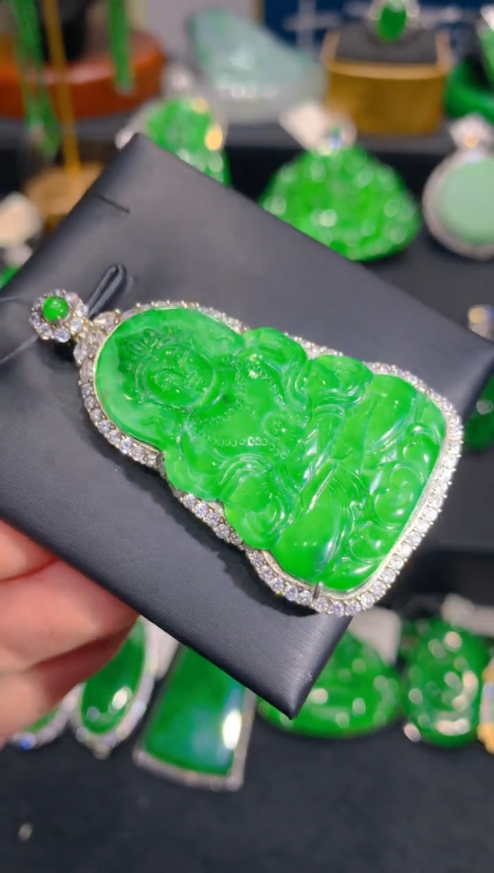 【闪购商品】翡翠颈饰银S925镶嵌一季