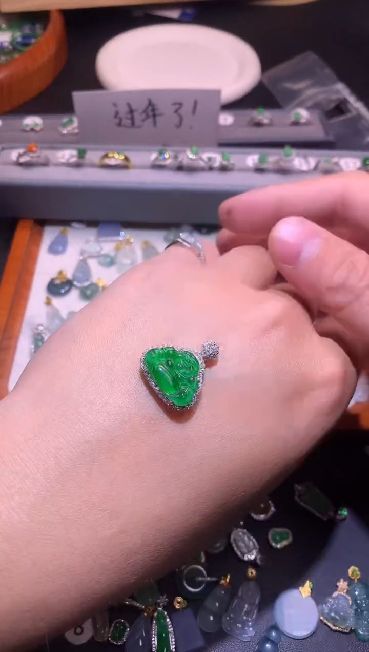 【闪购商品】翡翠吊坠(不含链)银S925镶嵌1