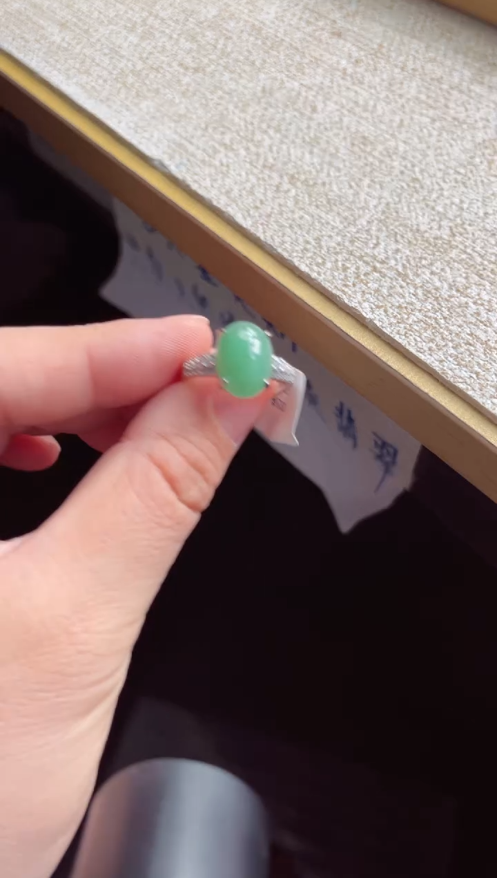 银S925镶嵌戒指翡翠1111