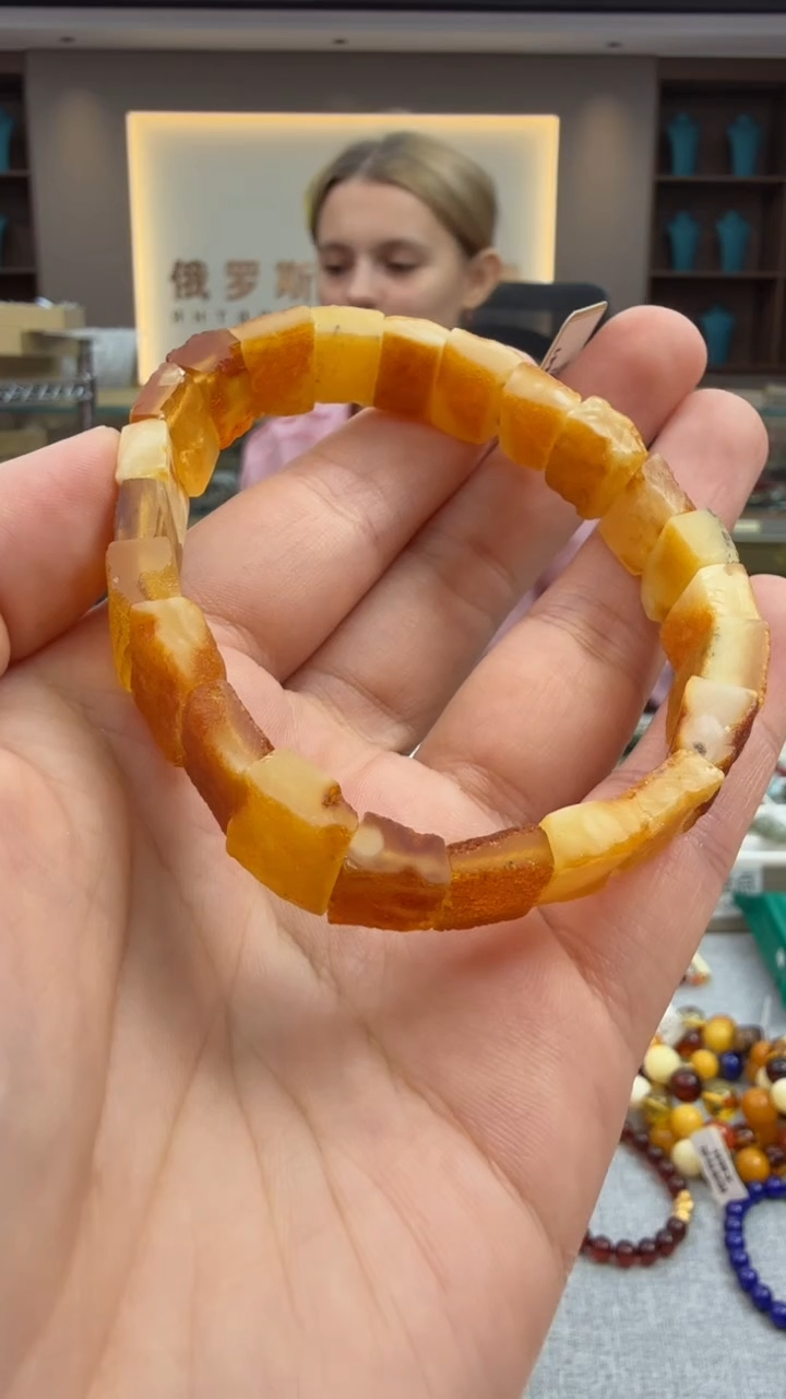 未镶嵌琥珀手链351秒拍号 假一罚三