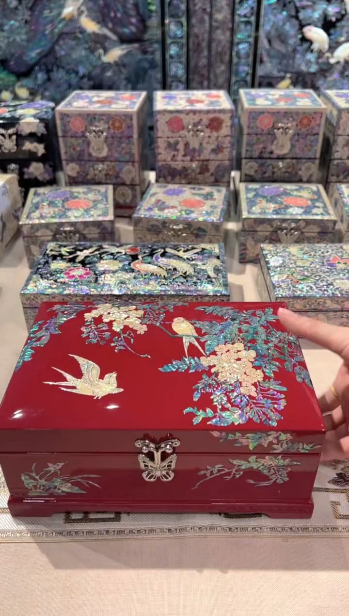 按扣绒布底·弘贝雅螺钿漆器文化馆