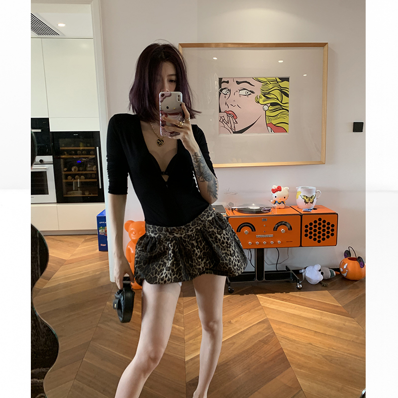 THREE GOOOD/三吉东欧之旅豹纹短半裙SSQ241103