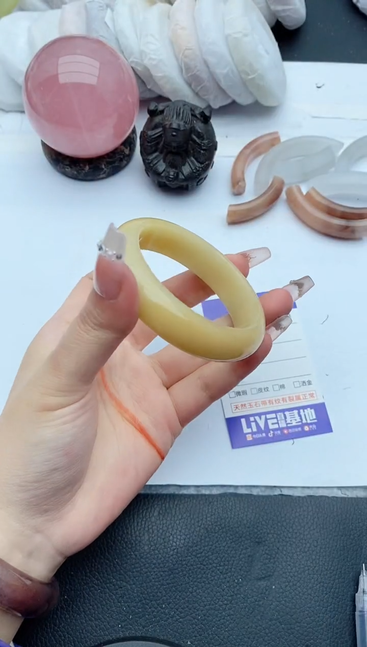 【闪购商品】石英质玉手镯未镶嵌G238+55.5