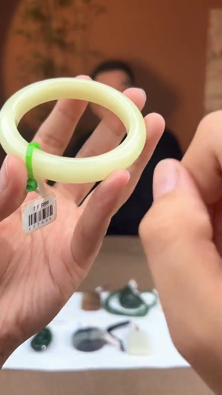 和田玉手镯未镶嵌多样性发货拍一发一10127