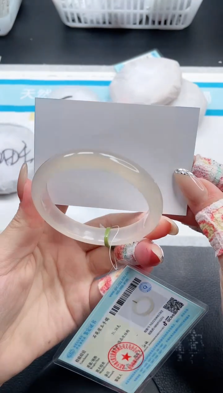 石英质玉手镯未镶嵌13V351-56