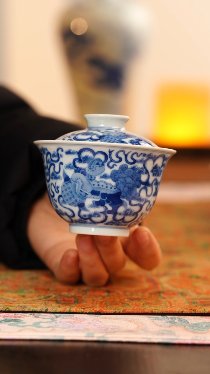 【闪购商品】望玉青花事事如意盖碗