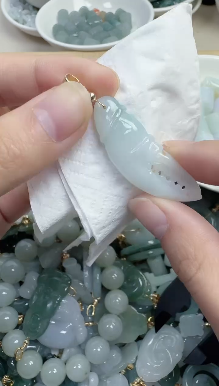 裸石翡翠222号，A货翡翠