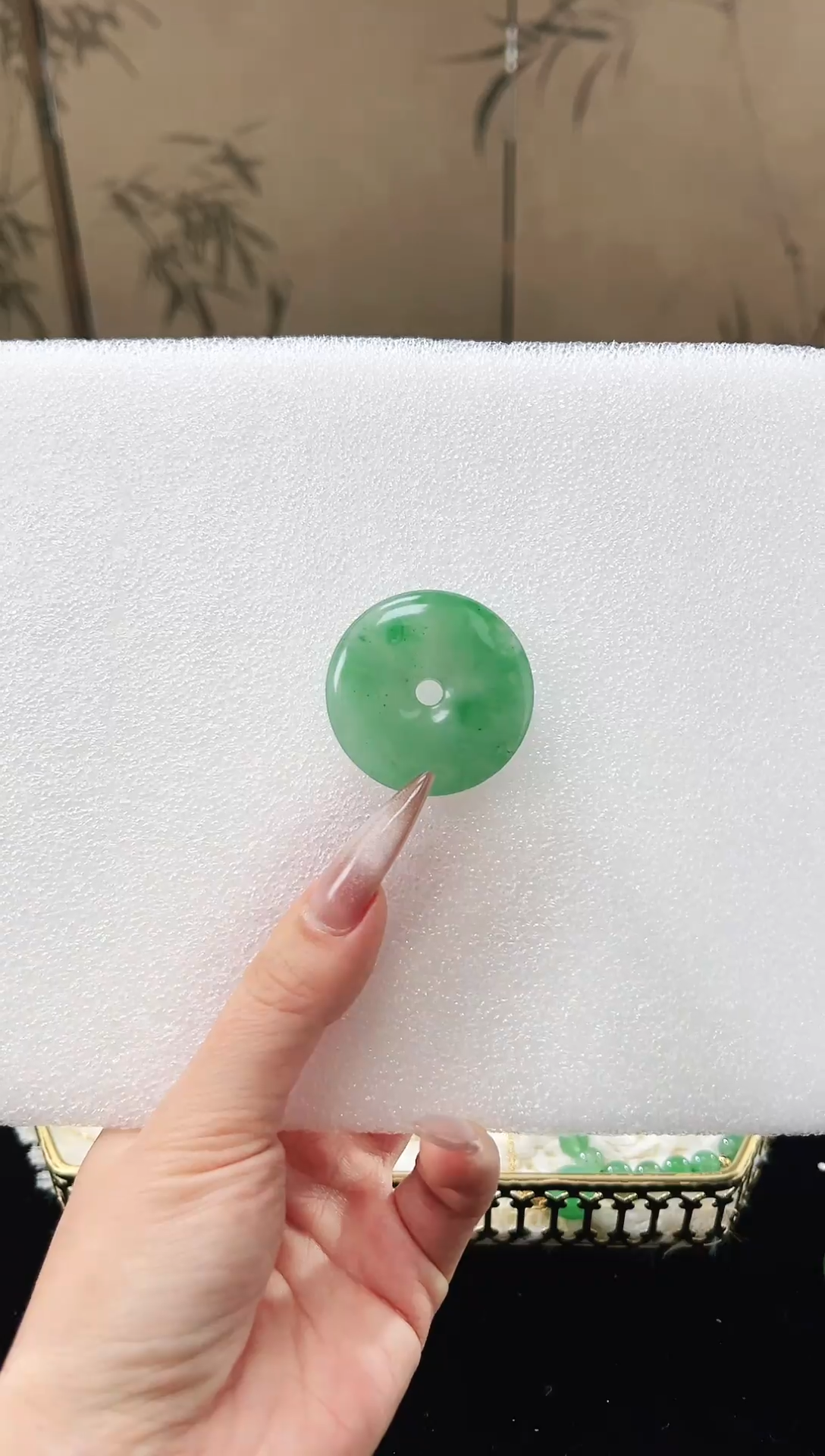 【闪购商品】石英质玉吊坠(不含链)未镶嵌天然非洲翠平安扣