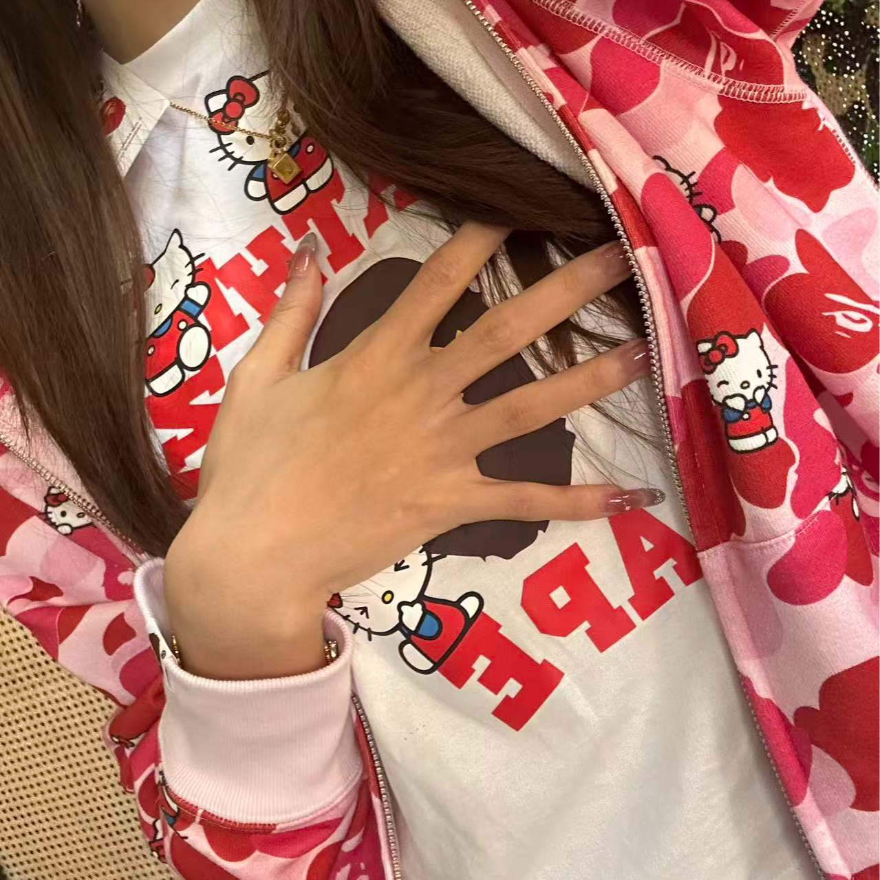 库洛米联名 凯蒂猫猫的小版型正肩T