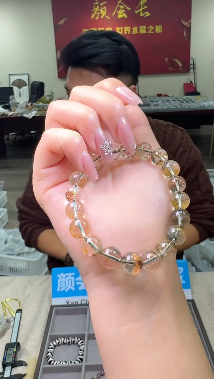 【闪购商品】水晶手链未镶嵌多样性发一件 259