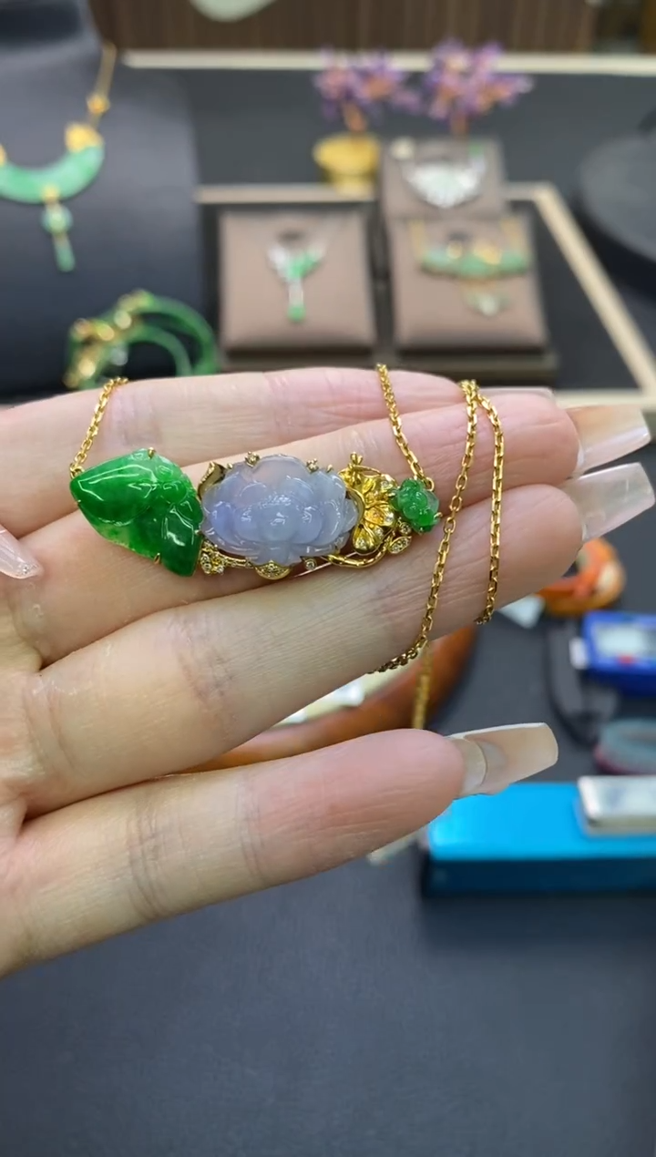 【闪购商品】翡翠颈饰18K金镶嵌净货13302