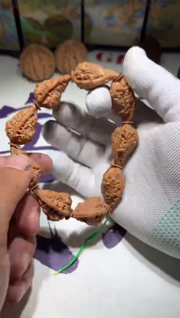 【闪购商品】文玩核桃手串宝阁文玩核桃麒麟角