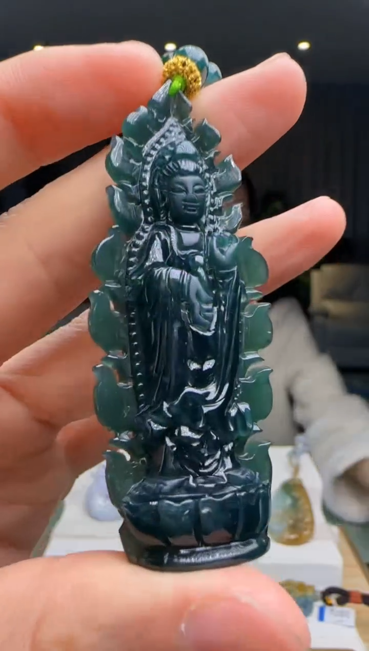 【闪购商品】翡翠吊坠(赠链)未镶嵌DY@@WS1WX29518