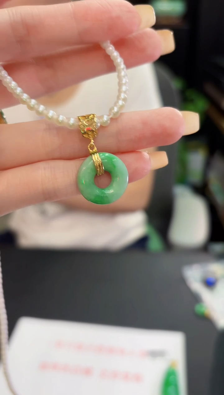 翡翠未镶嵌吊坠(不含链)10缅料A货/多样性发货/一件