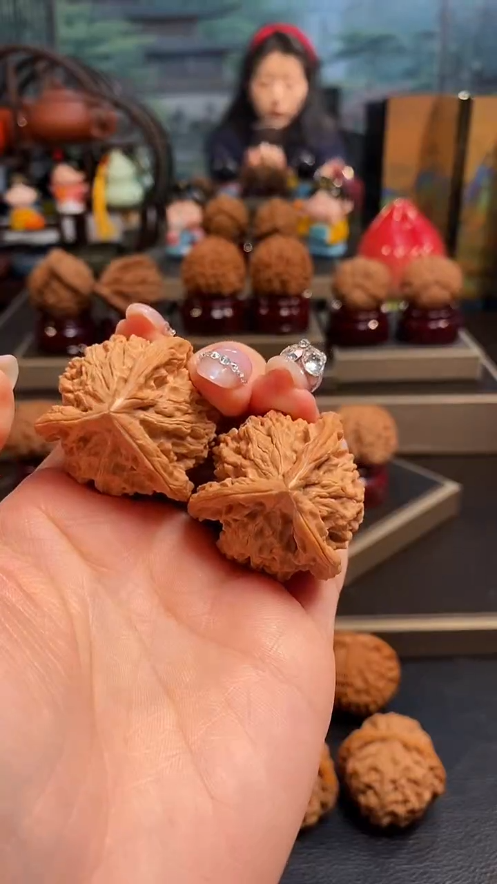 【闪购商品】文玩核桃把件A851盘山三棱37