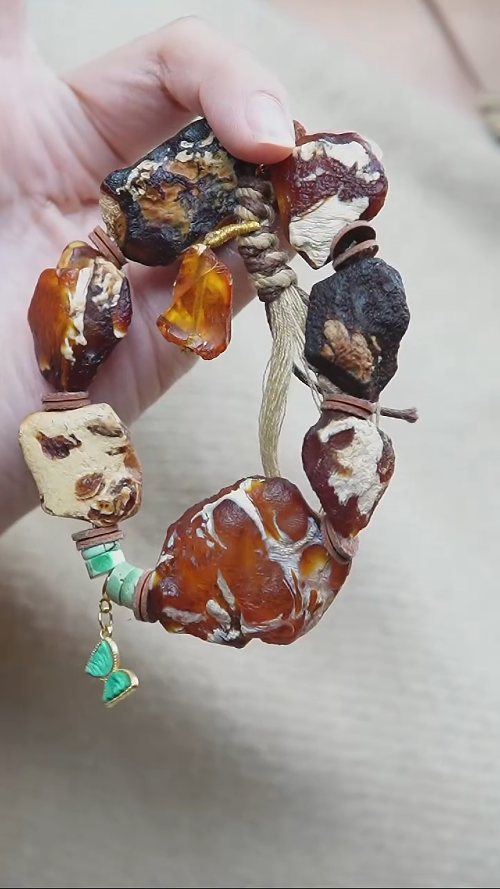 裸石蜜蜡未镶嵌孟**蜜蜡原石手串设计款