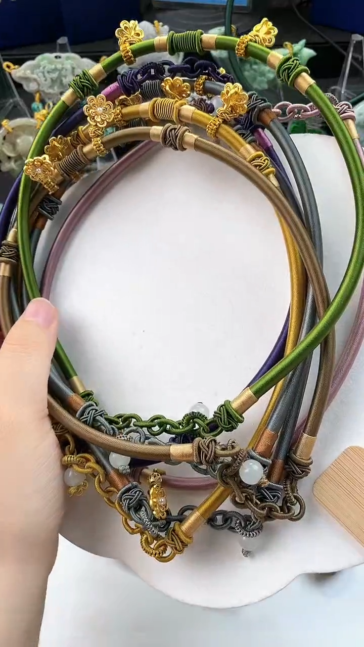【闪购商品】翡翠颈饰未镶嵌项圈绳一条下单备注颜色