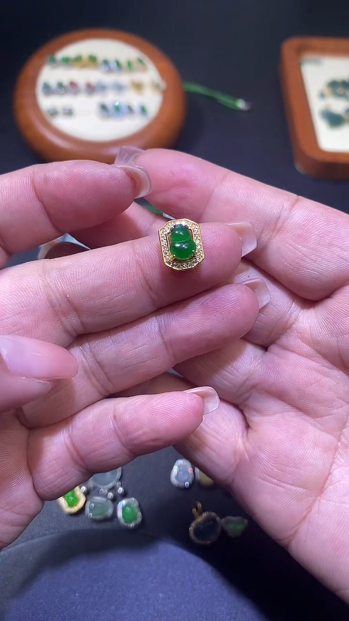 【闪购商品】翡翠吊坠(不含链)银S925镶嵌1