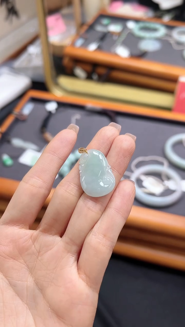 【闪购商品】翡翠18K金镶嵌颈饰TL0312-46