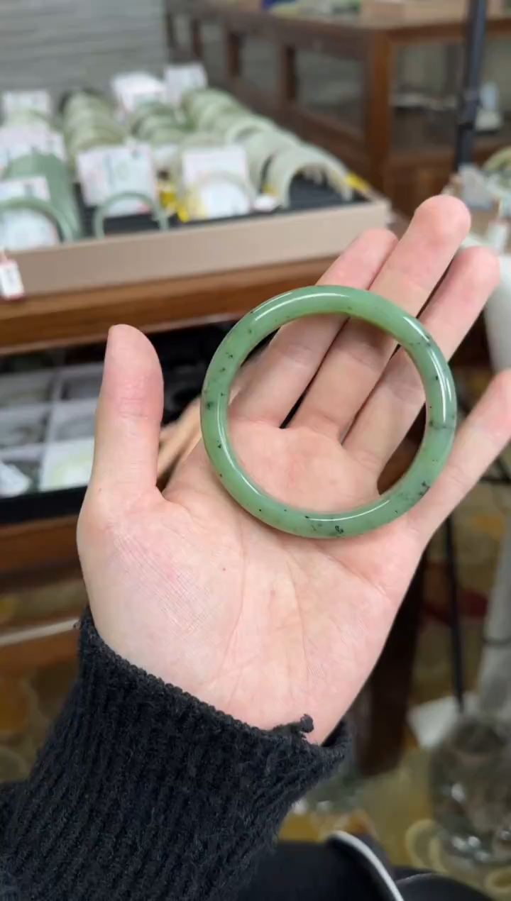 未镶嵌手镯和田玉58