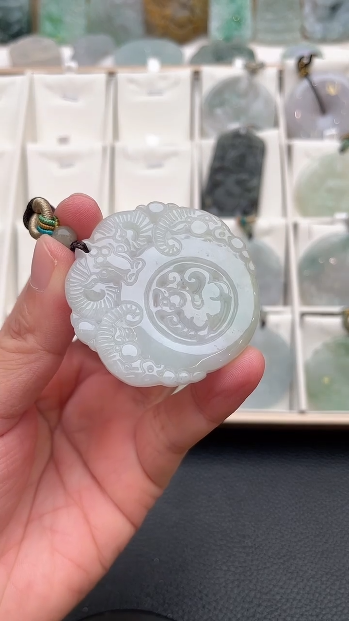 颈饰未镶嵌翡翠天然缅甸翡翠A货341