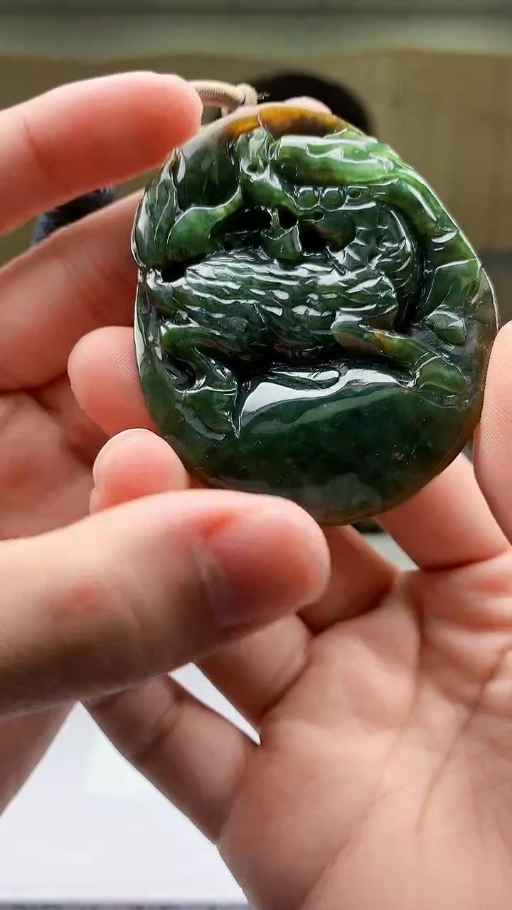 【闪购商品】定制翡翠未镶嵌4917bb-毛货挂件63