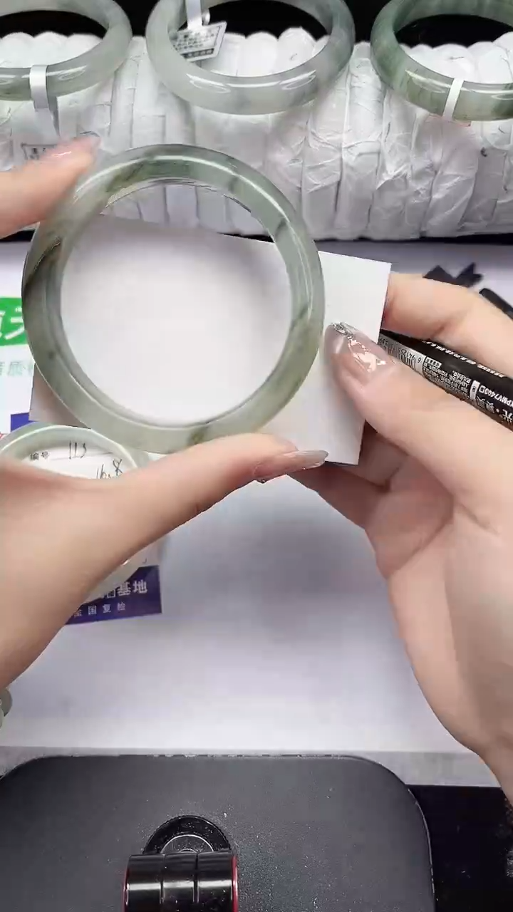 未镶嵌手镯石英质玉114-57/58