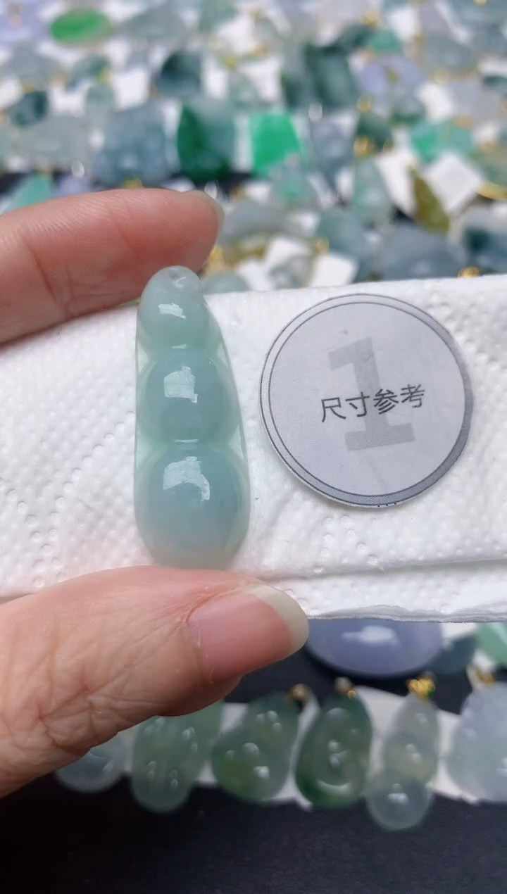 颈饰未镶嵌翡翠天然缅甸A货翡翠