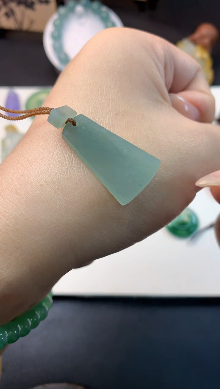 定制翡翠未镶嵌毛货