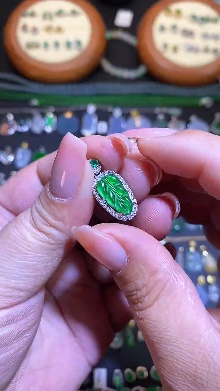 【闪购商品】翡翠吊坠(不含链)银S925镶嵌1