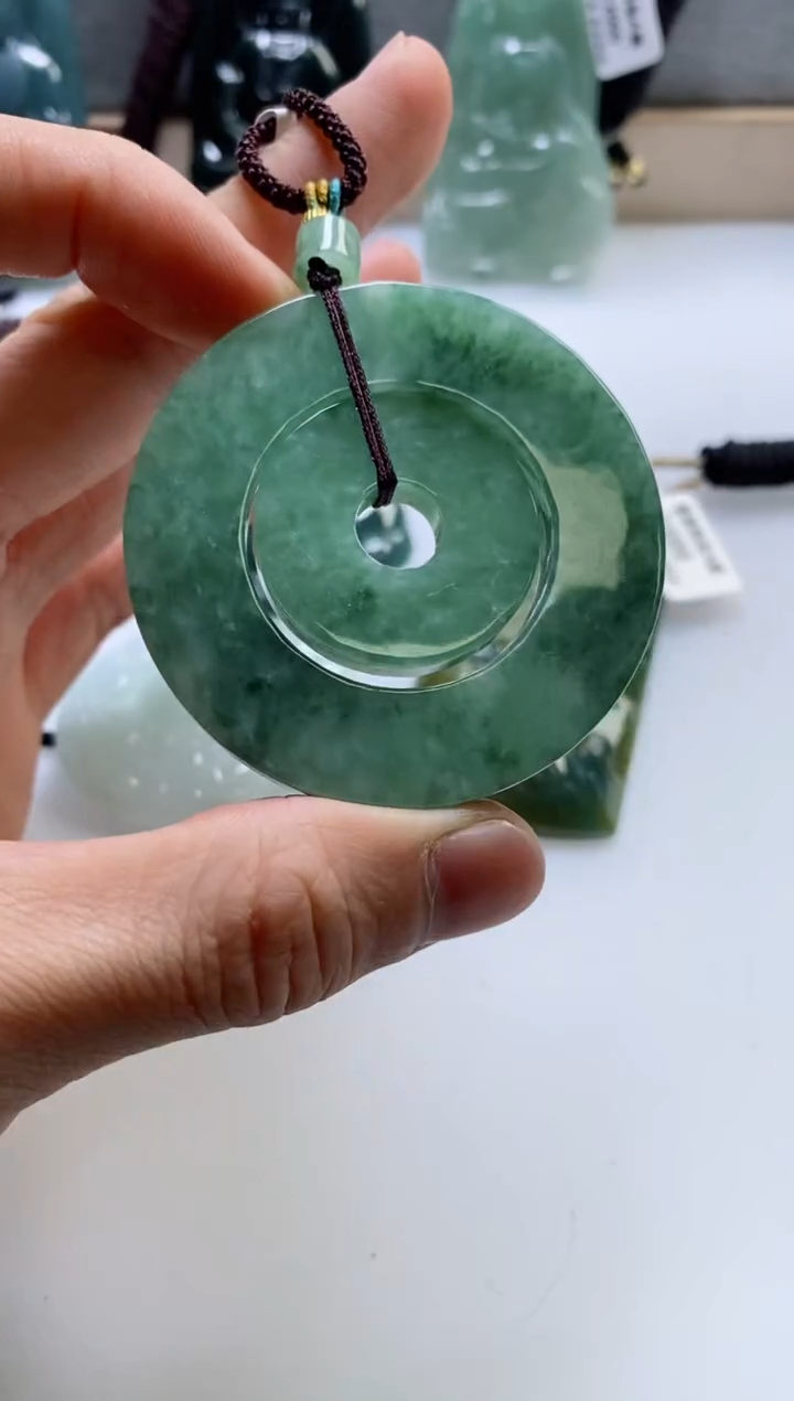 【闪购商品】翡翠挂件未镶嵌        