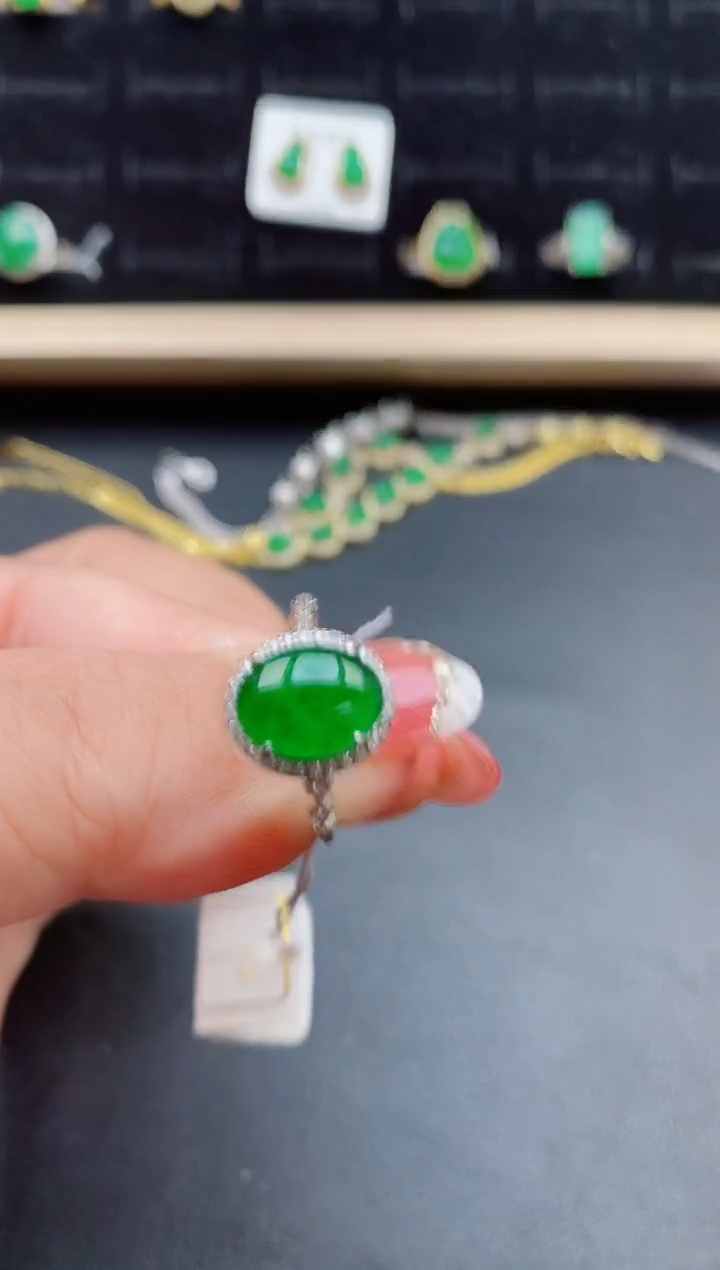 【闪购商品】翡翠戒指银S925镶嵌12121