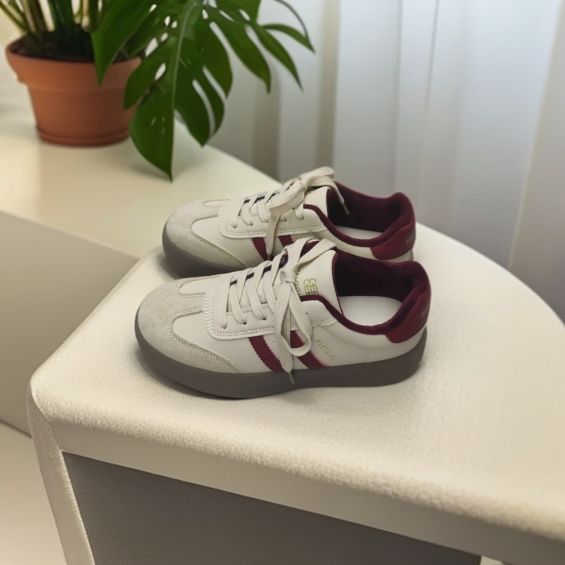 百搭休闲板鞋青少年女款休闲健步女士小白鞋板鞋德训鞋