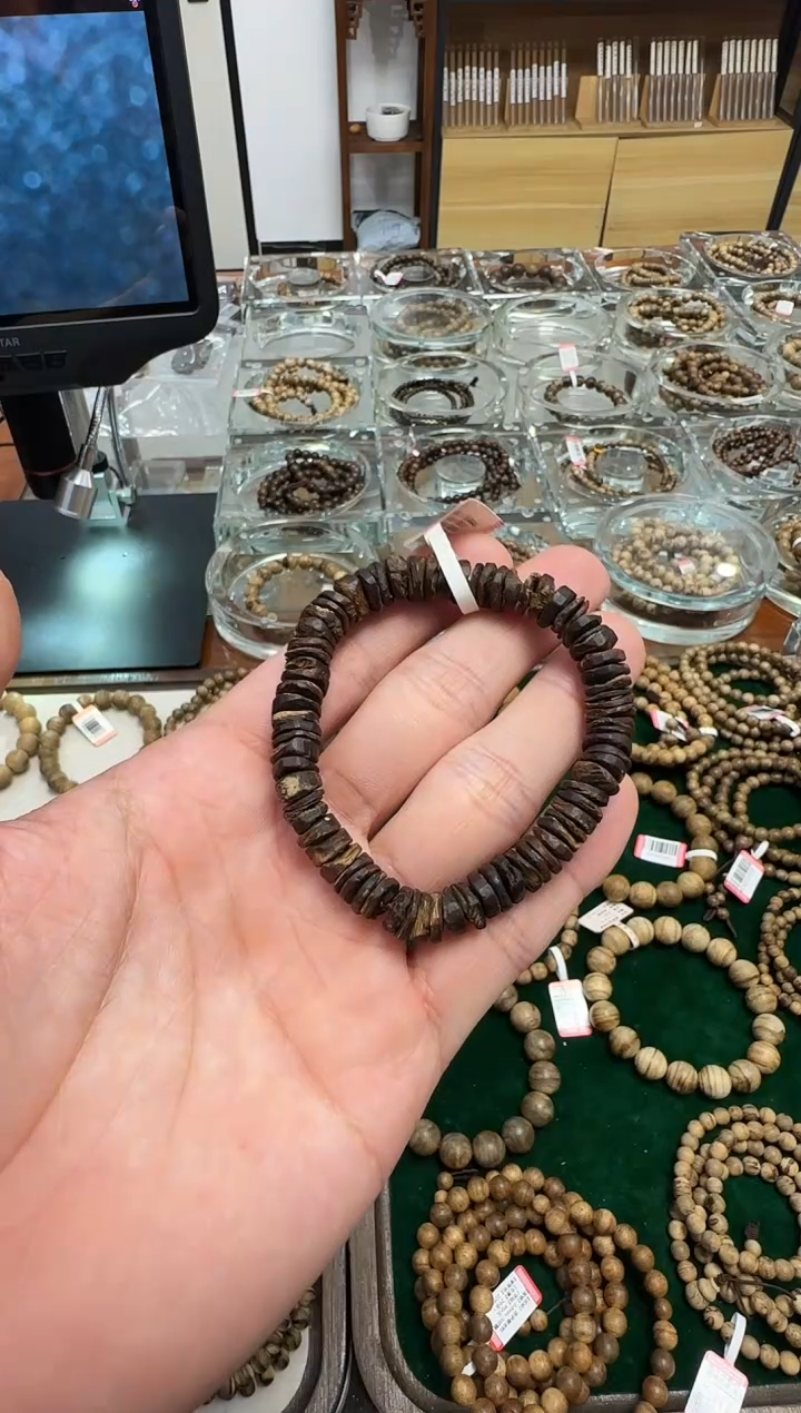 【闪购商品】沉香木手串星洲老料沉水6.8克多样性发一沉香