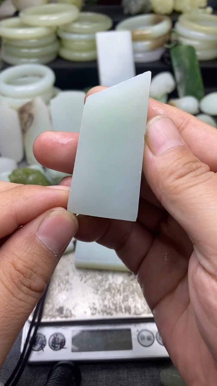 定制和田玉实*毛货抛光