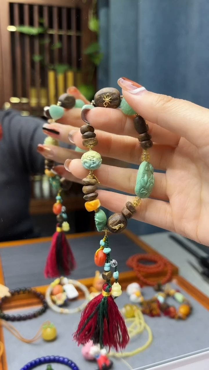 18K金镶嵌绿松石挂件18K金松石手链YZG