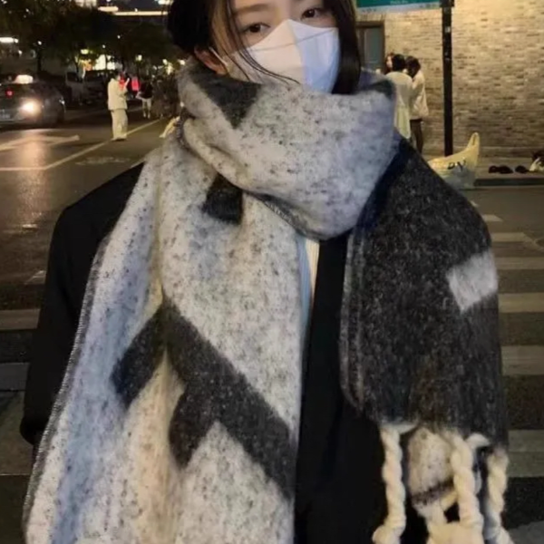 【林一粉丝专属】韩版秋冬网红围巾围脖撞色宽松保暖手工须F巾百搭 