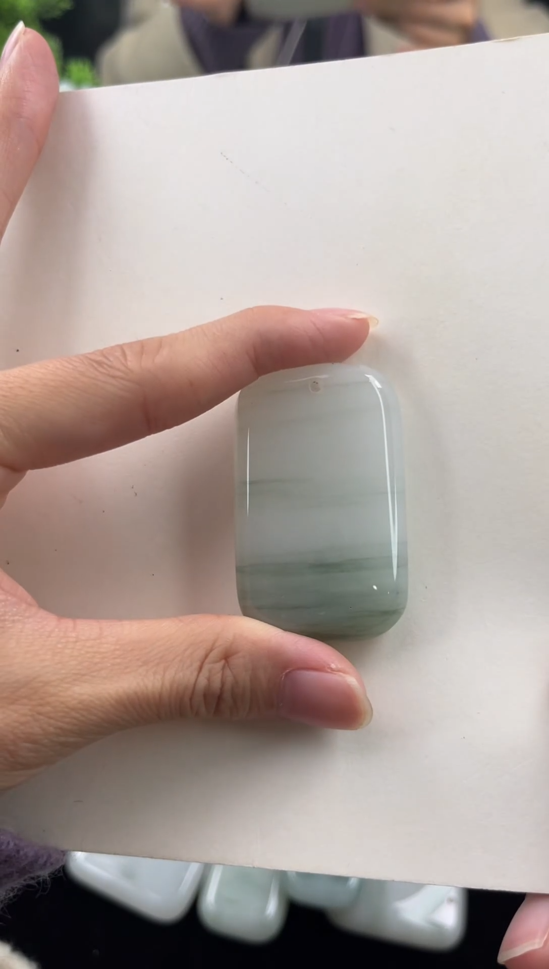 颈饰未镶嵌石英质玉（金丝玉）1