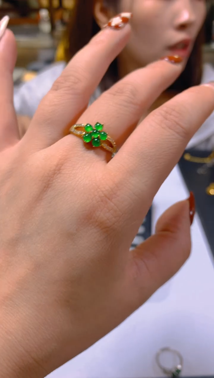 未镶嵌戒指翡翠多样性发一