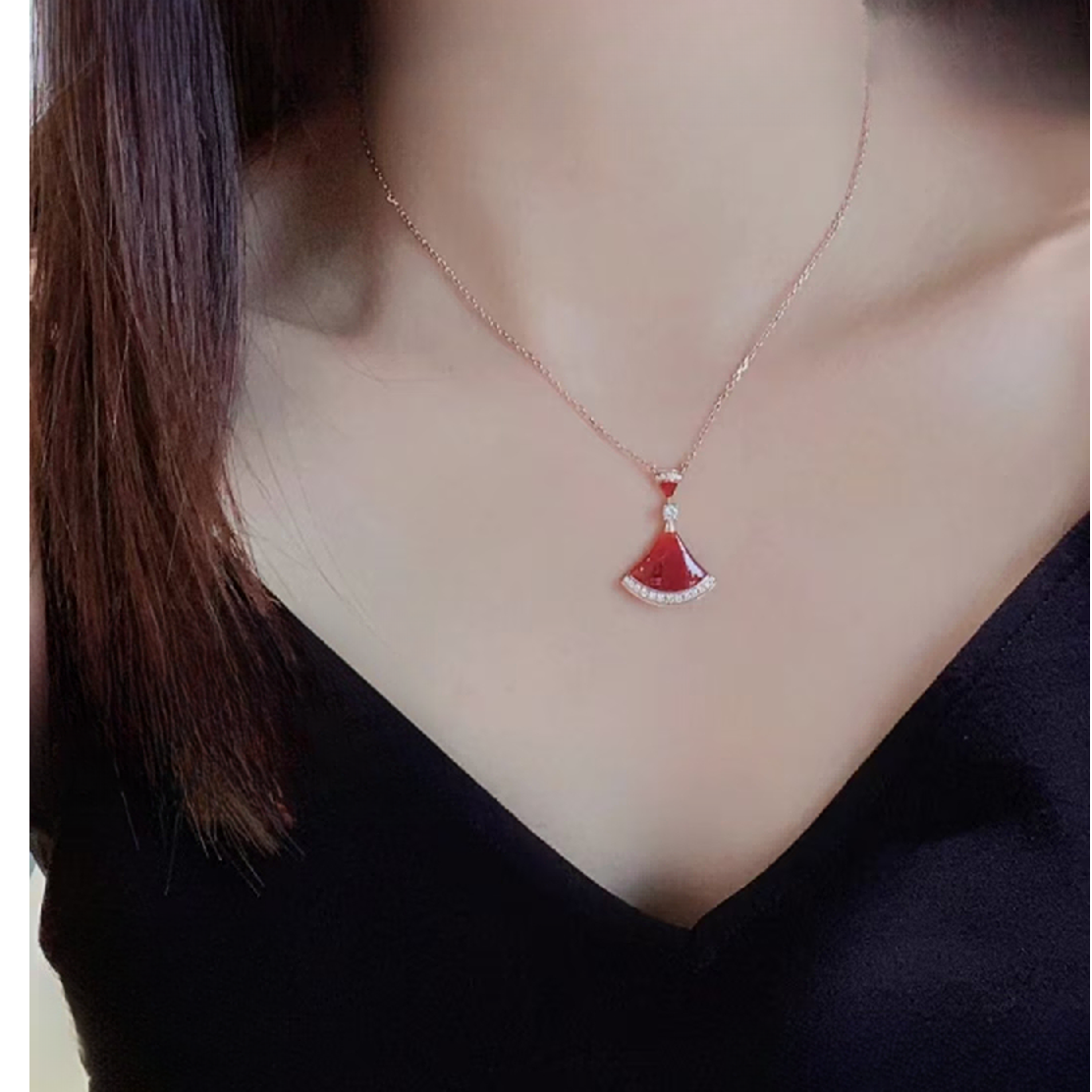 铜合金项链 新春大红裙子项链 219