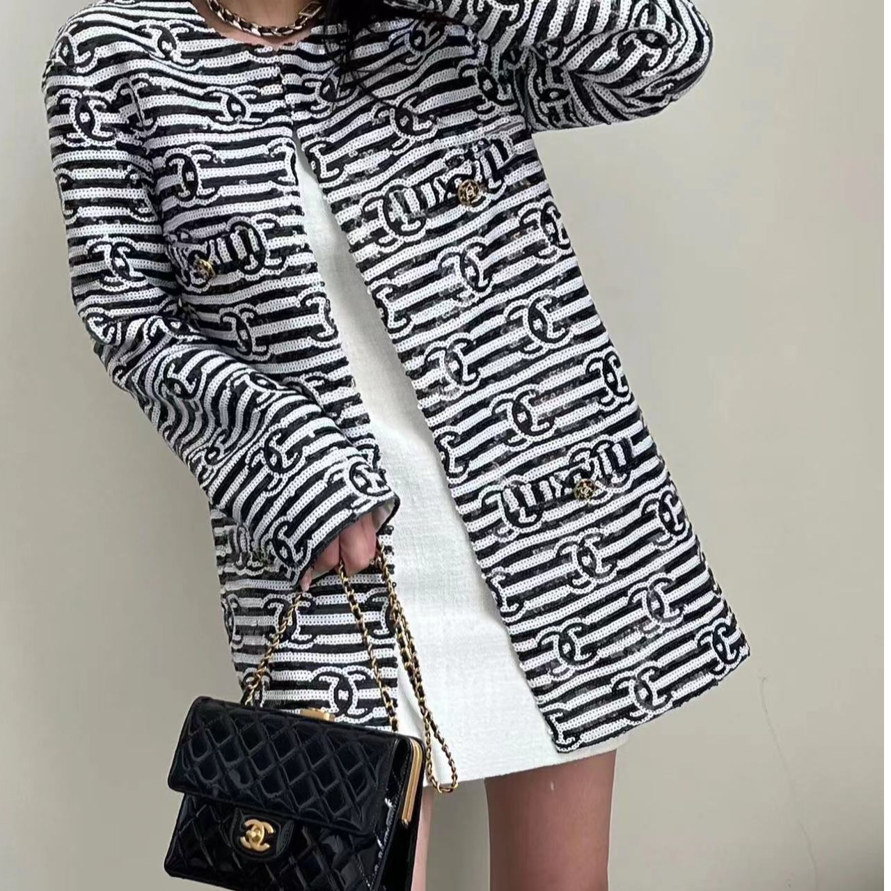99新 Chanel/香奈儿 38码22S黑白亮片双C外套 