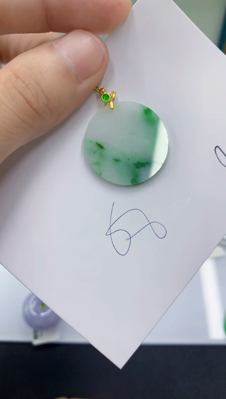 颈饰未镶嵌翡翠翡翠