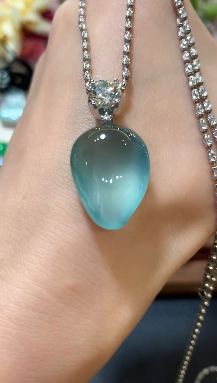 吊坠(不含链)18K金镶嵌翡翠爱*m102  